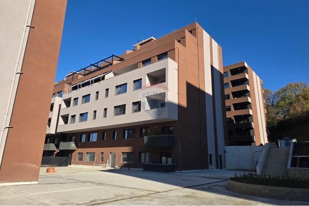 Apartament - Për Shitje - Rruga e Elbasanit, Tiranë(ID: 530191006-1126)