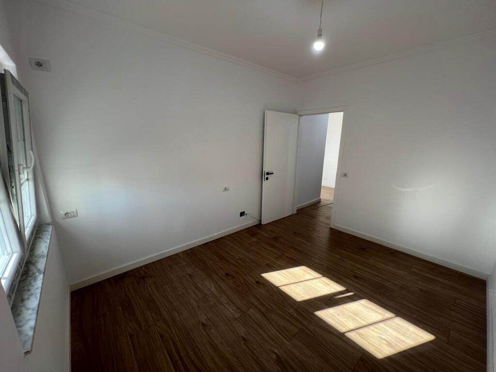 📣 SHITET Apartament 2+1 Me Depo Dhe Ballkon 📍 Prane Qendres 🛣️ Rruga e "Bogdaneve" ✨