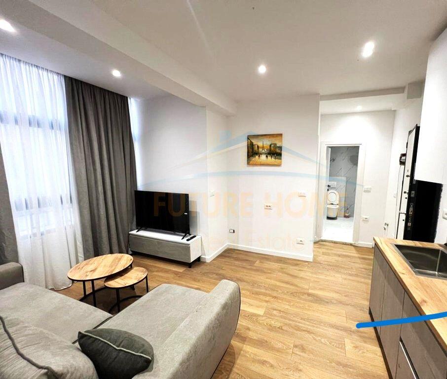 Appartamento in vendita nel Comune di Parigi, Tirana