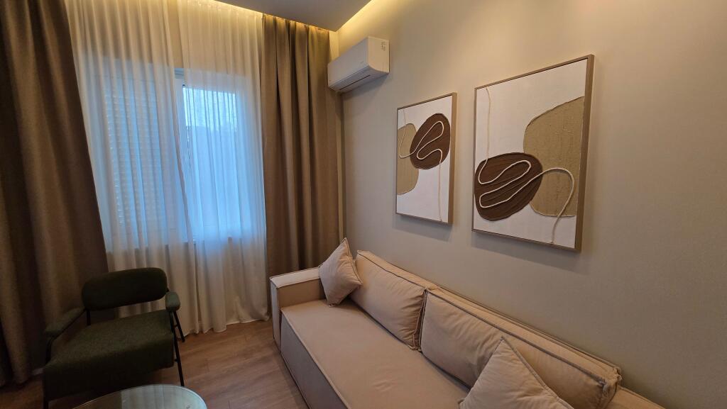 Appartamento 1+1 in affitto in via Barrikadave