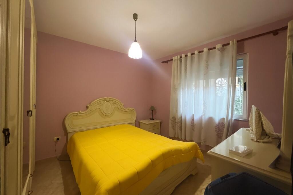 SHITET&#x20;APARTAMENT&#x20;3&#x2B;1&#x20;-&#x20;SHKOLLA&#x20;BASHKUAR