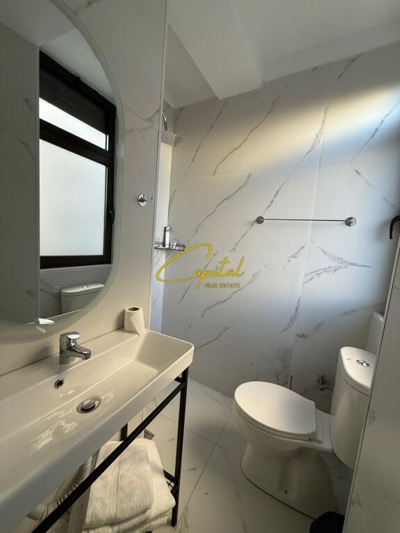 JEPEN 3 APARTAMENT ME QERA Air Bnb 120 M2 QENDER 2.200 EURO