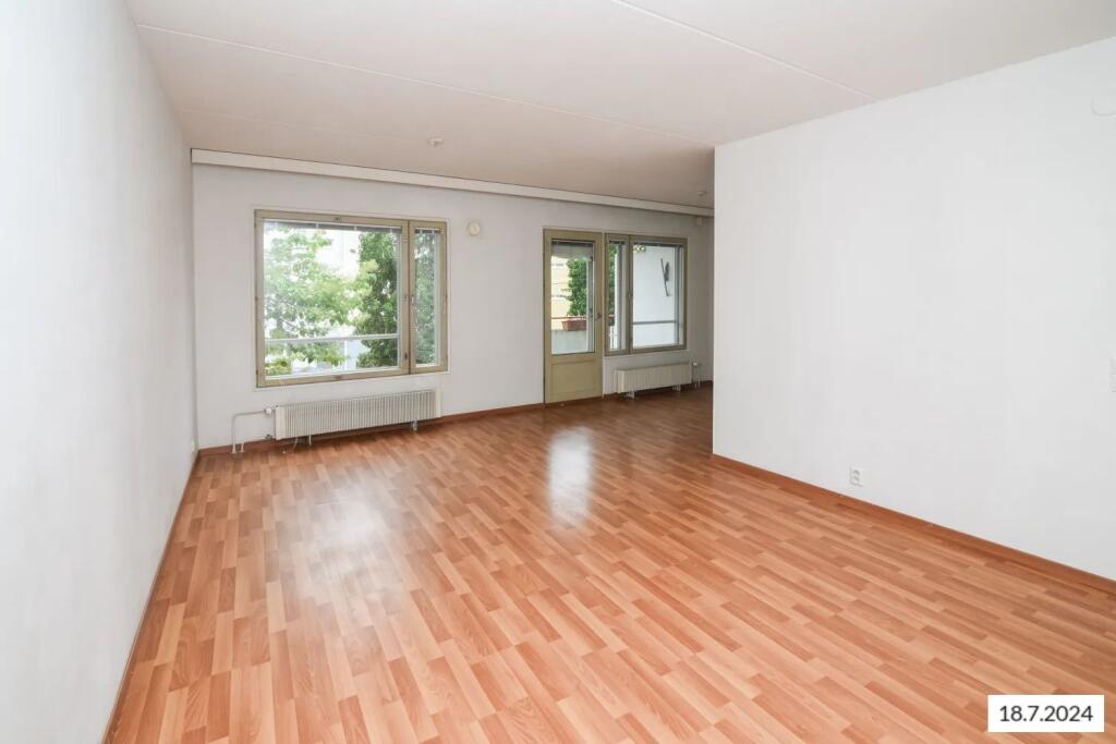 Vile 3-Kateshe Me Qera Ne Kombinat (ID BV22535) Tirane