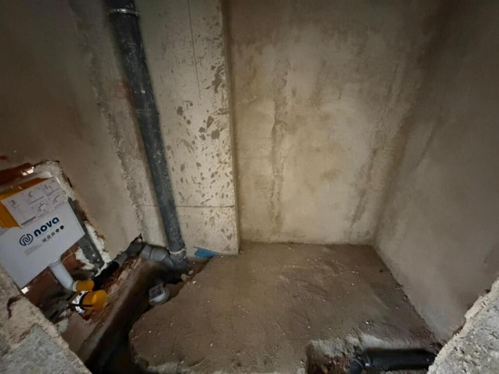 Locale commerciale in affitto presso Univers City vicino a QTU.