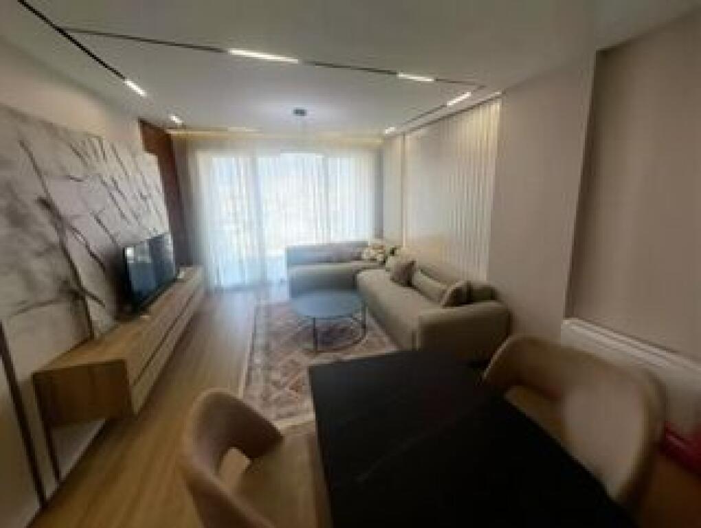 Super apartament 2+1 në Don Bosko