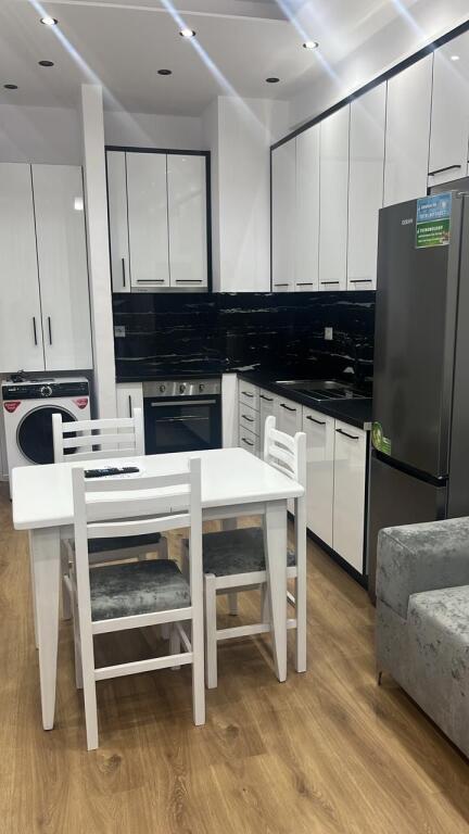 Apartament 1+1 me qira ne Mangalem 21 tek Ali Demi!
