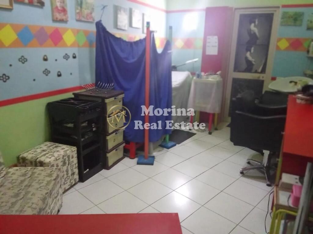 Qera | Ambjent Biznesi | Siri Kodra | 350 €/muaj