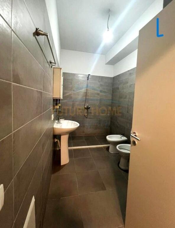 Shitet, Apartament 1+1, Kompleksi Mangalem, Tiranë