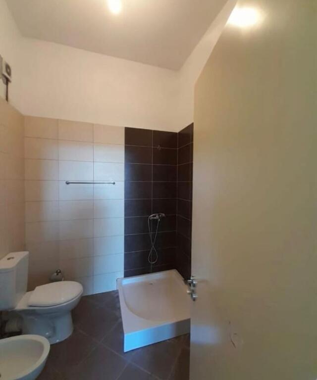 Jepet me qira apartament 2+1+2 Ne Astir