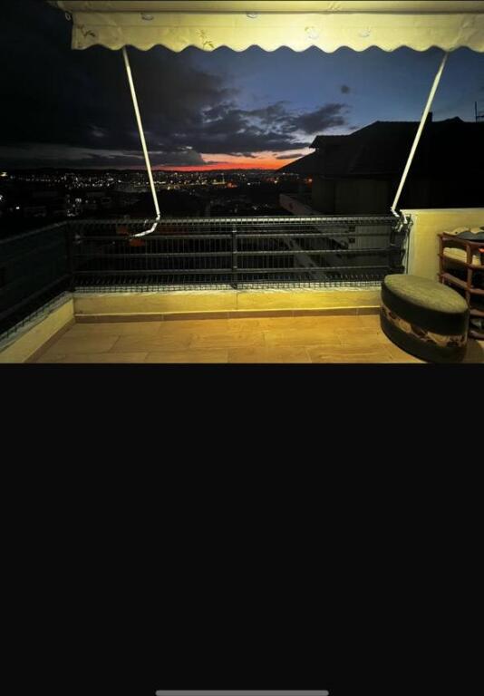 🏡 Jepet me qira Apartament 1+1 📍 Fresku, 💶 Çmimi: 300 € / muaj