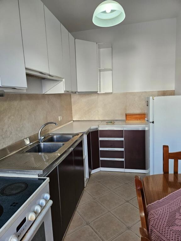 Apartament me qera 1+1 Kodra e Diellit!