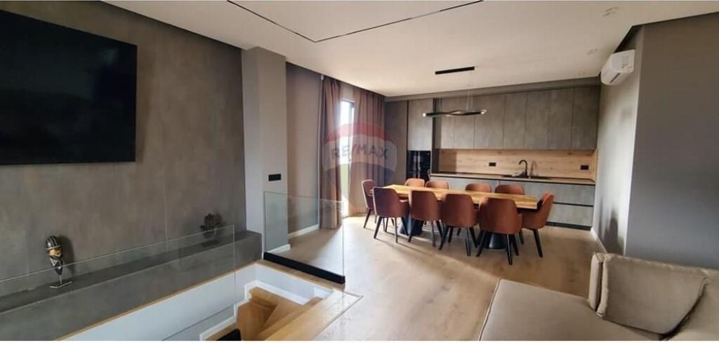 Super penthouse+veranda+parking space for rent, 5 Maji