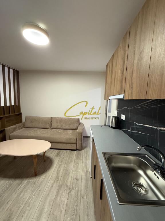 JEPEN 3 APARTAMENT ME QERA Air Bnb 120 M2 QENDER 2.200 EURO