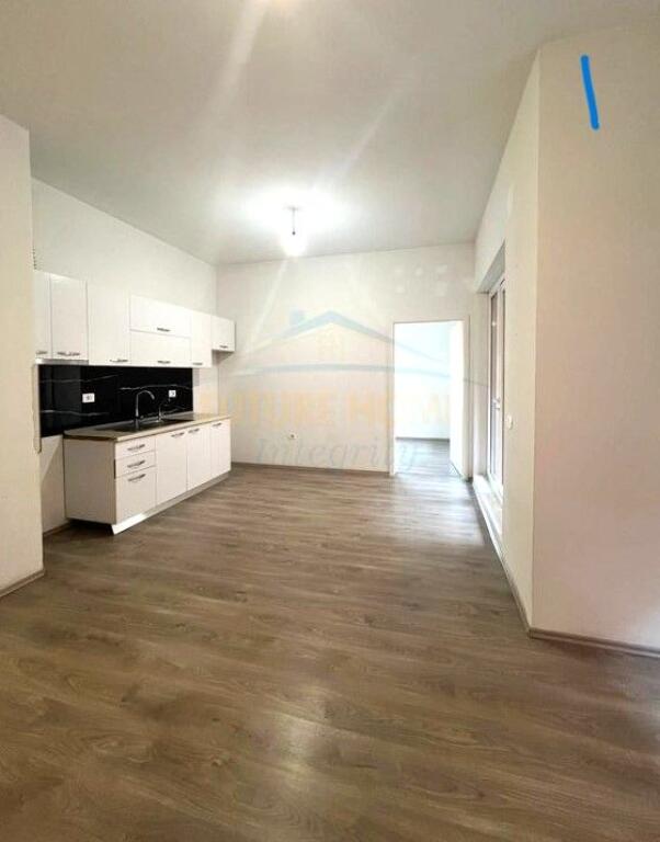 Shitet, Apartament 1+1, Kompleksi Mangalem, Tiranë