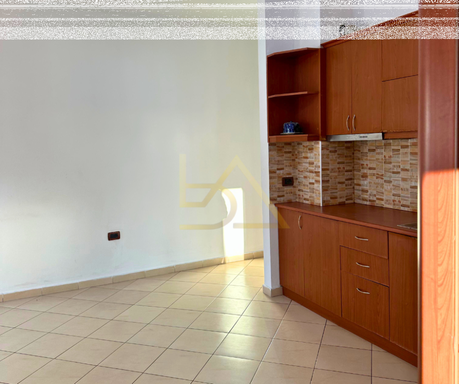 SUPER OKAZION – Shitet Apartament me Pamje nga Deti, Durrës