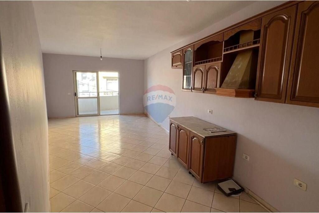 🏡Shitet Apartament 1+1 | 📍Fresk