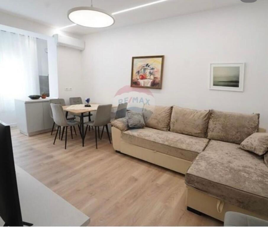 Appartamento in affitto 1+1 vicino al ristorante di Durazzo