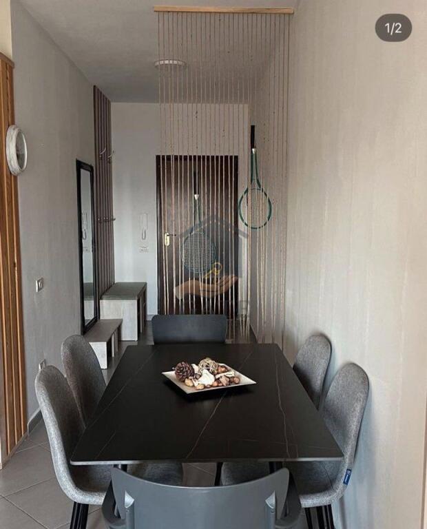 Jepet me Qira Apartament 1+1 Shkembi Kavajes