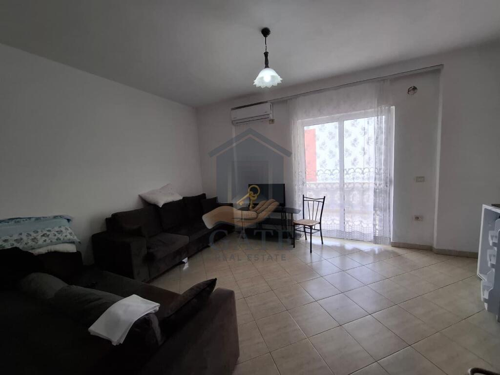 Apartment 1+1 for Rent – Sea View, Durres Beach (near Pelican)