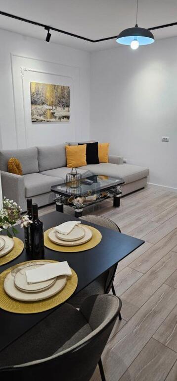 Shitet apartament 1+1 në Plazh, Durrës 🏖️