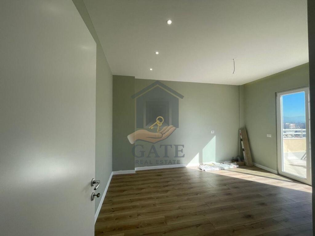 Shitet Apartament 2+1, Kazazi, Durres