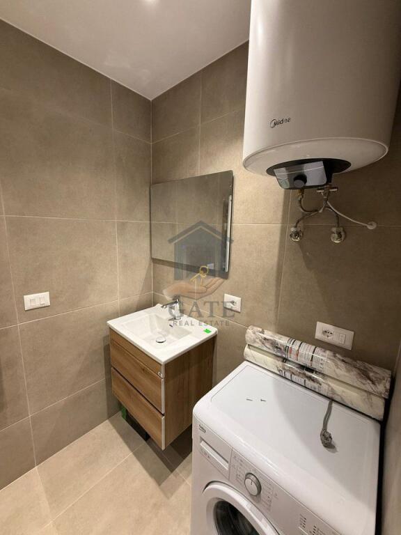 Shitet apartament 1+1 në Plazh, Durrës 🏖️