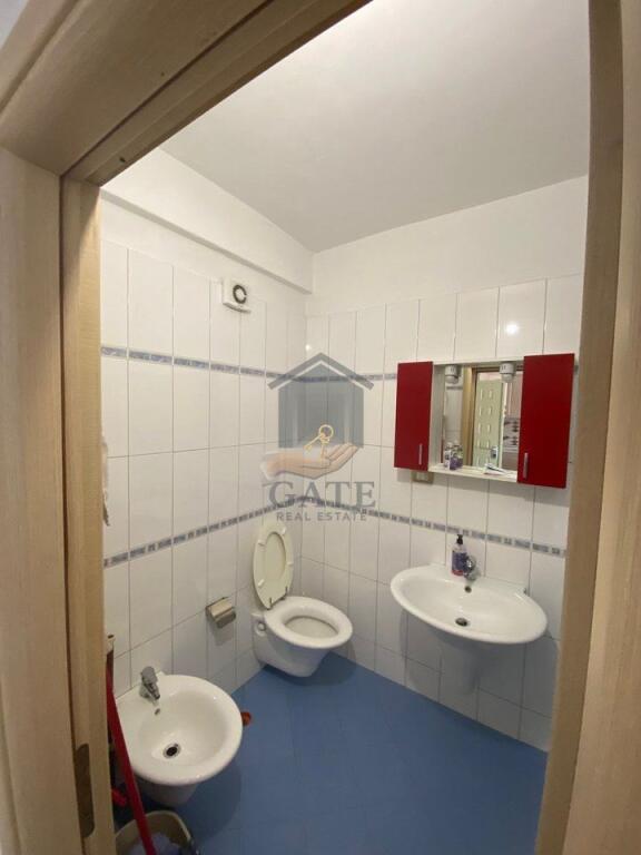 Jepet me Qira Apartament 1+1 Ura Dajlanit .