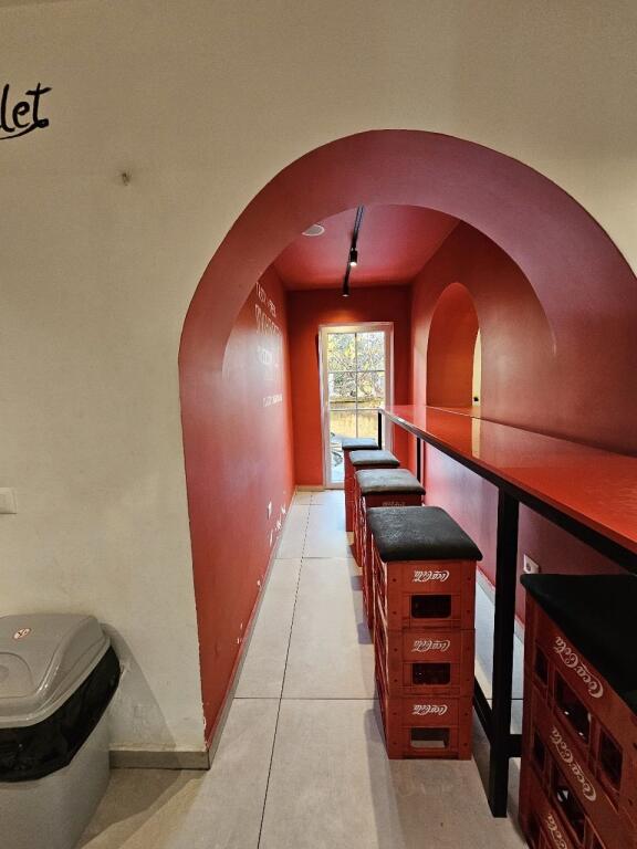 Njesi tregtare, Rruga e Elbasanit!