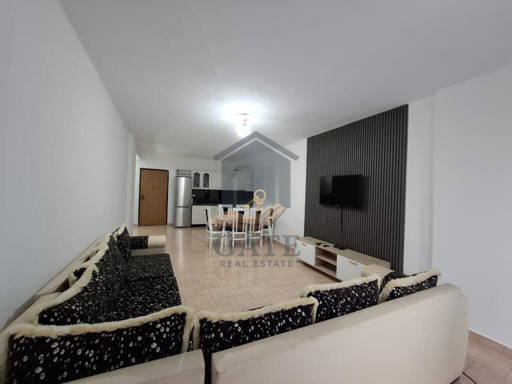 Shitet Apartament 1+1, kati i 6, me ashensor – Plazh, Durrës – 82 m², totalisht i mobiluar