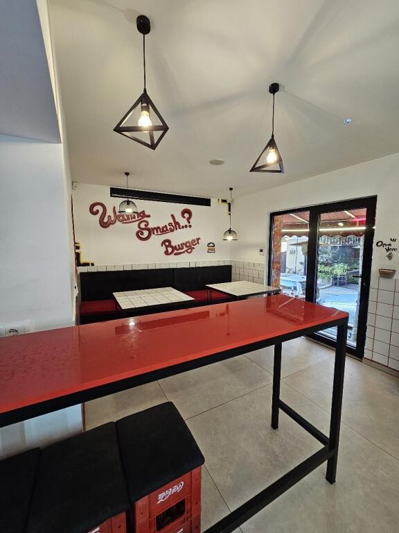 Njesi tregtare, Rruga e Elbasanit!