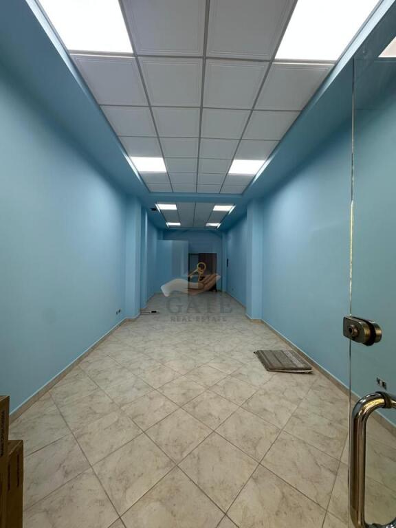 Ambient Biznesi për Qira – 46 m² – Kati 0 – Pranë Pallatit të Sportit, Durrës