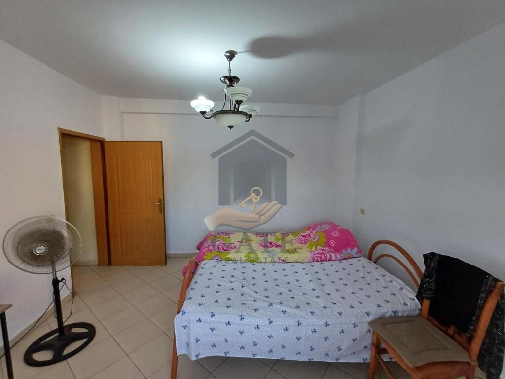 Shitet, Apartament 2+1+2, Ish Rajoni i Policise, Durres!