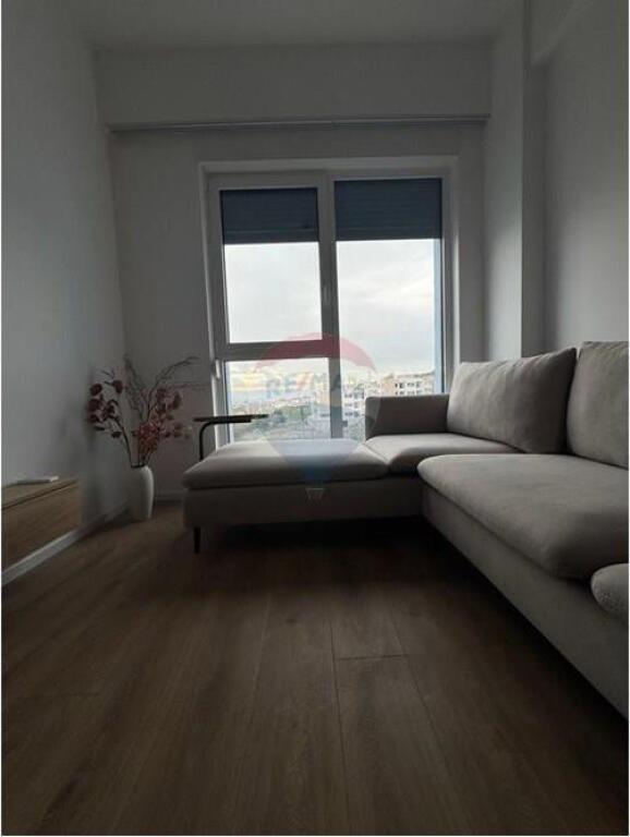 Apartament 1+1 me parkim per qira ne Fresk!