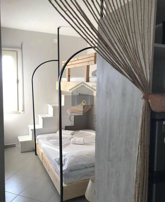 Jepet me Qira Apartament 1+1 Shkembi Kavajes