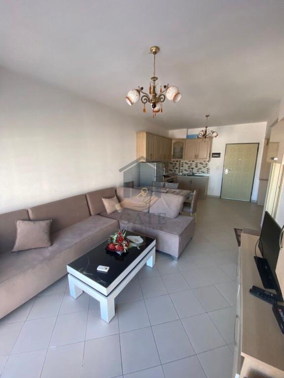 Jepet me Qira Apartament 1+1 Ura Dajlanit .