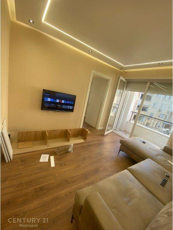 Apartment 1+1 for rent, Cafe Flora