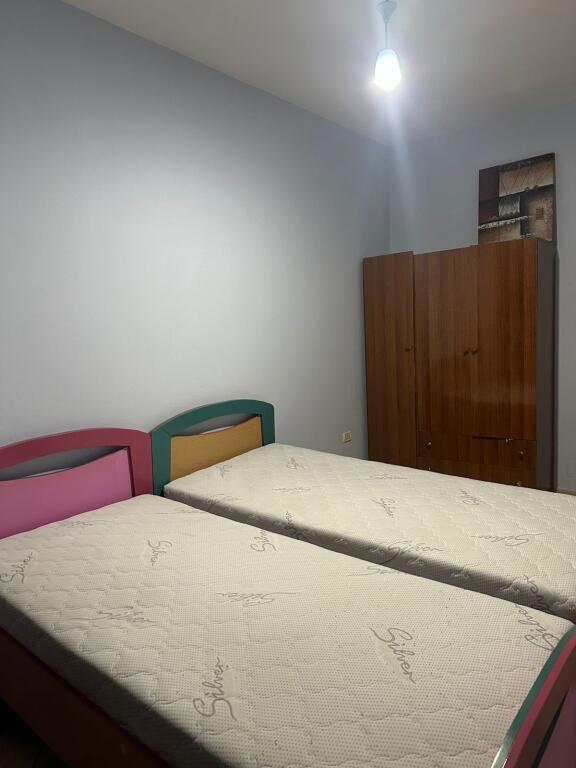 2+1 in Affitto a Astir