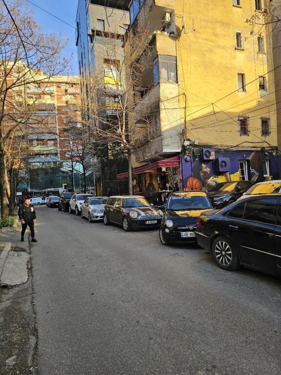 Njesi tregtare, Rruga e Elbasanit!