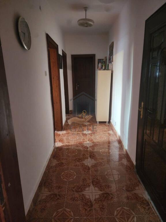 Shitet apartament 2+1 në Kavajë, pranë qendrës