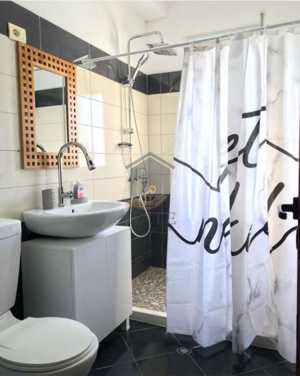 Jepet me Qira Apartament 1+1 Shkembi Kavajes