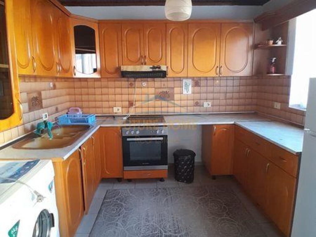 Qera, Apartament 2+1, Rruga Hoxha Tahsim, Tiranë