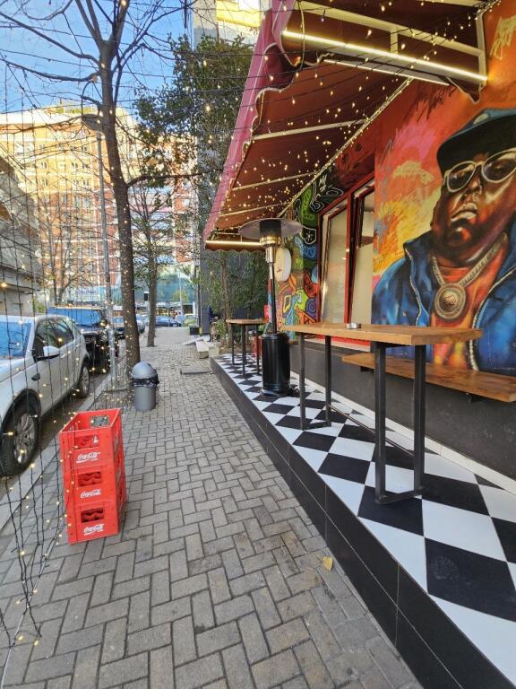 Njesi tregtare, Rruga e Elbasanit!