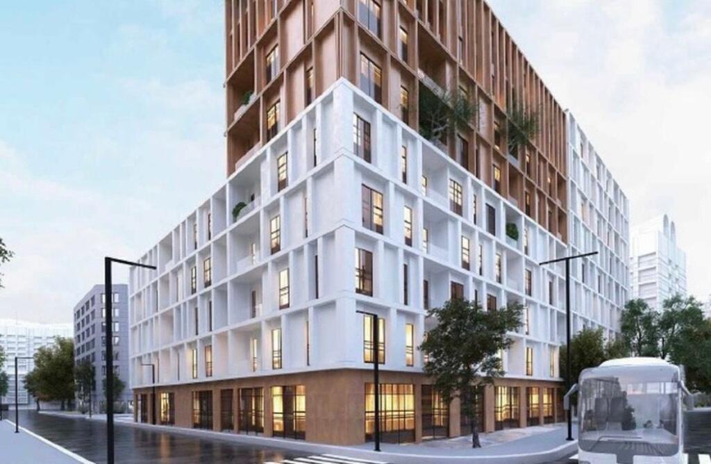 SHITET 2+1 I RI, I SUPER KOMPLETUAR ,BULEVARD I RI, 5 MIN ME KEMBE NGA UNAZA E VOGEL, CMIM OKAZION PER ZONEN