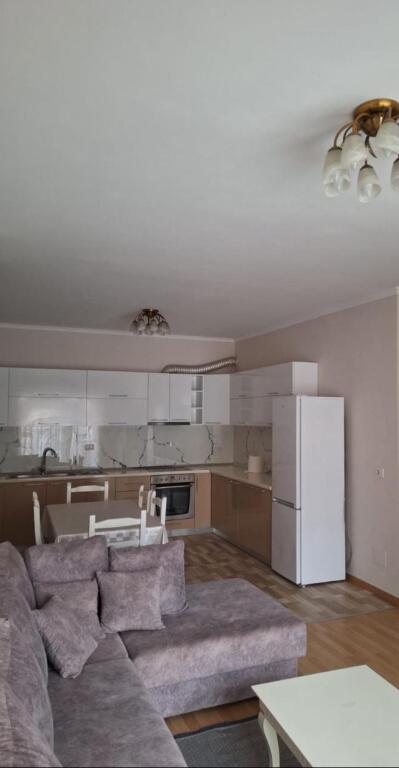 Shitet apartament 2+1 Don Bosko!