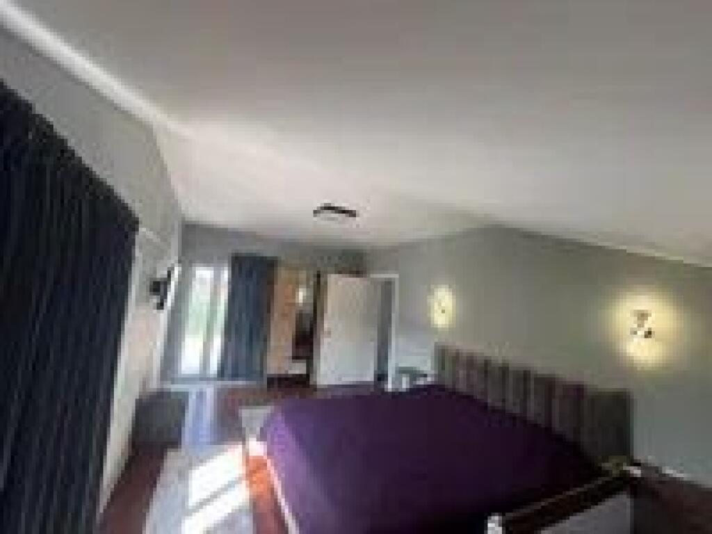 🏡 Vilë 3-katëshe me qira – Lundër, pranë TEG