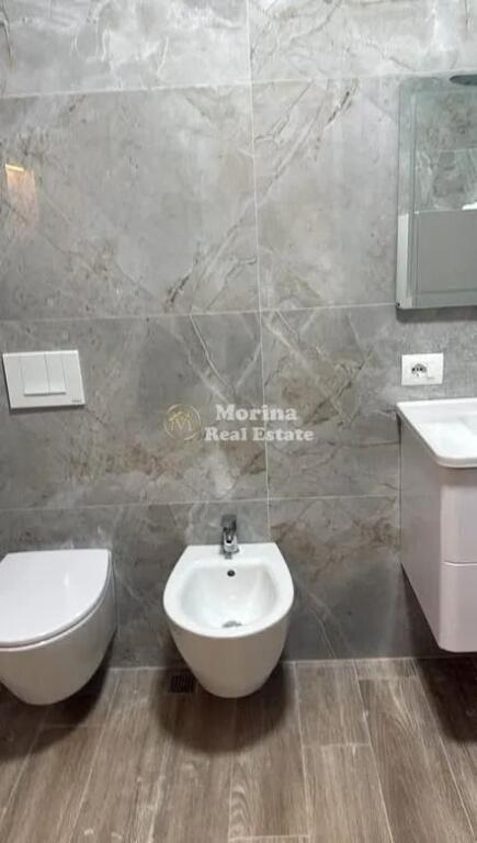 Affitto | Appartamento 1 + 1 | Zogu i Zi | 700 €/mese