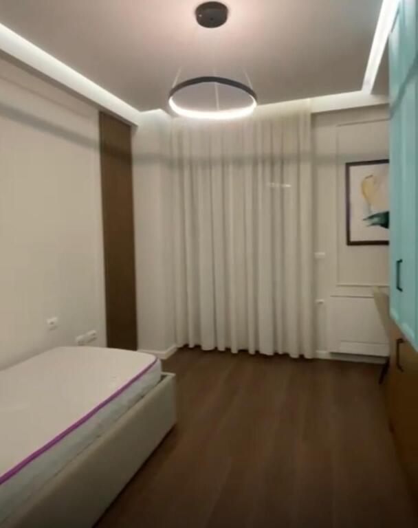 Super Apartament 2+1 për qira tek Rruga e Kosovareve