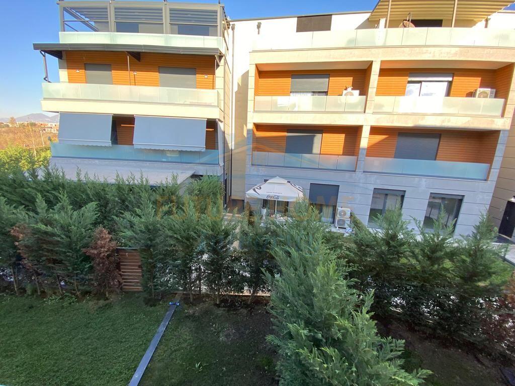 Affitto, Appartamento 1+1+ Posto Auto, Residenza Sofia, Tirana.