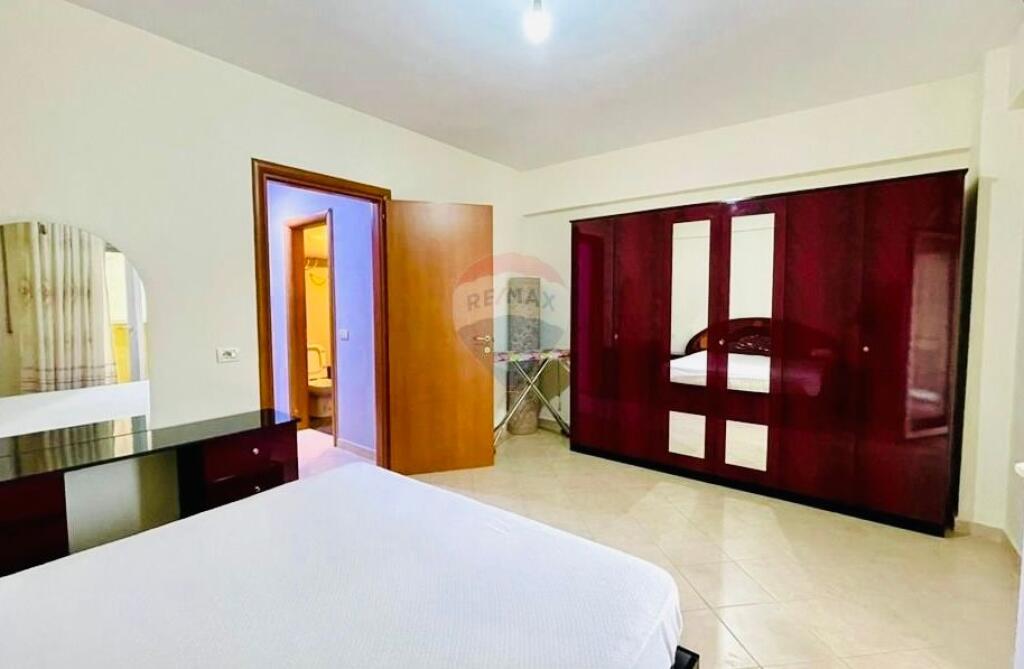 📍Apartament 2+1 Komuna e Parisit ( Rruga Robert Shvarc)