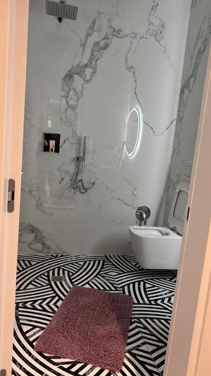 For rent 2+1+2 apartment with 2 balconies – Beach, Durrës